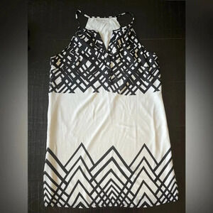 BISOU BISOU sleeveless dress size 12 Geometric dress Black and White